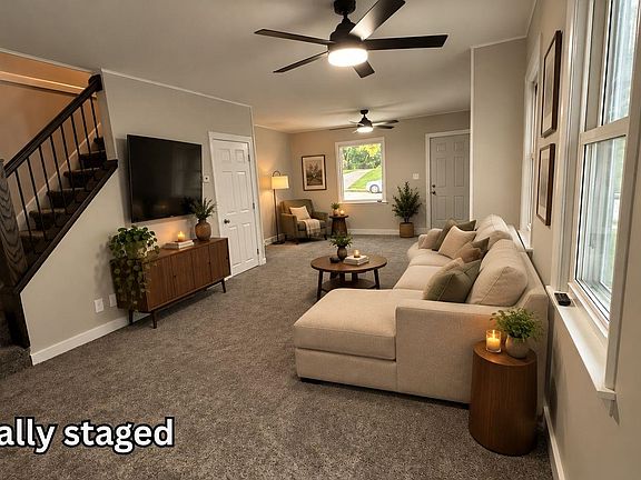 5th image of 645 Angella St