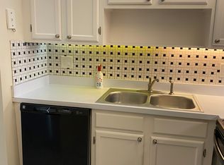 104 Royal Oak Dr APT 104, Vero Beach, FL 32962