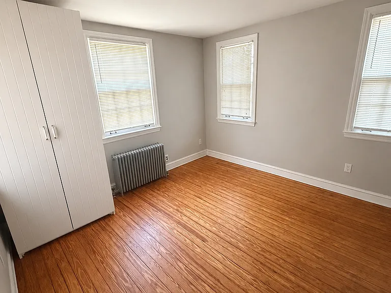 5911 Greene St #1R — Photo 4