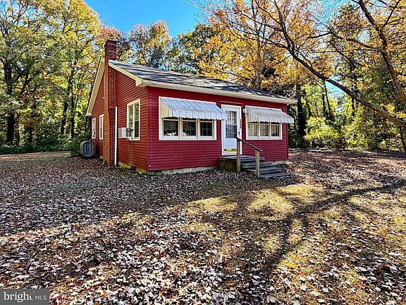 5th image of 18284 Piedmont Dr