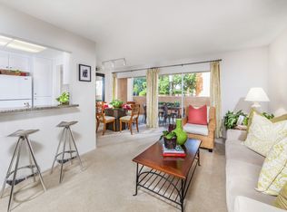 San Leon Villa Apartment Homes, Irvine, CA 92606