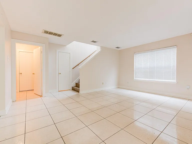 7322 Parkland Manor Dr — Photo 11