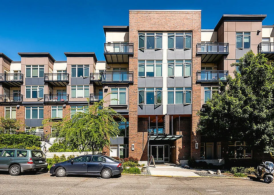 Front entrance from 3rd
