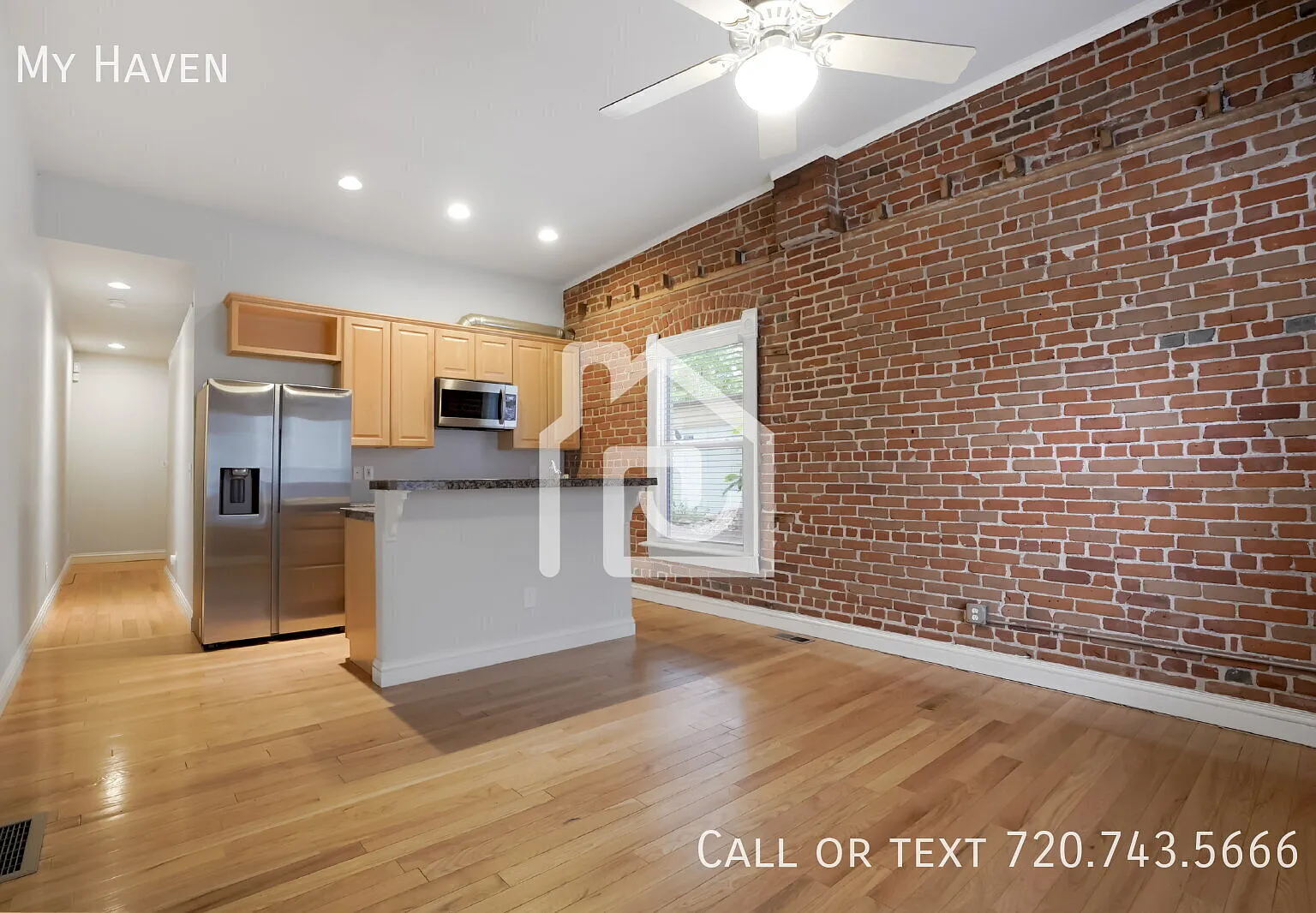 Historic 1 Bedroom in Highlands with Garage — Photo 3