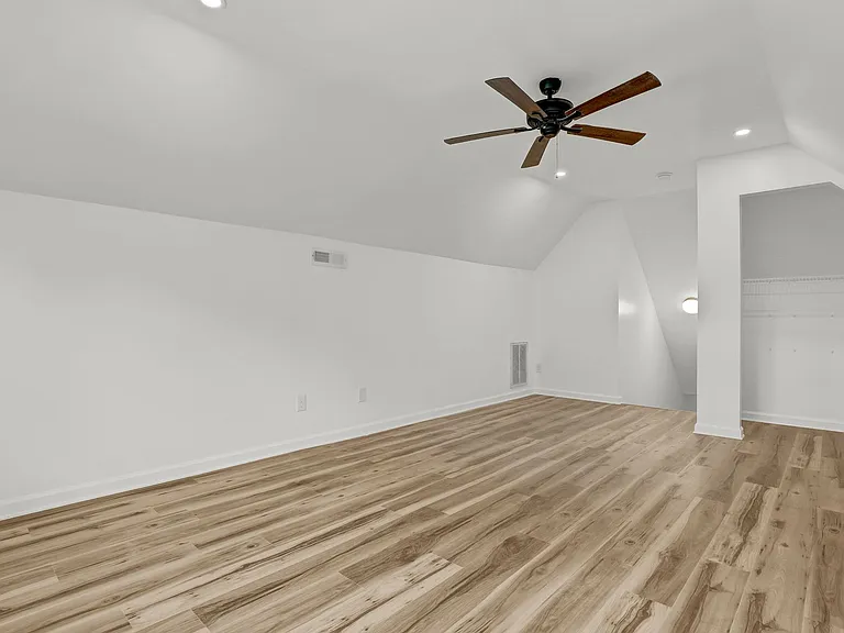 244 Blue Creek Farms Dr — Photo 15