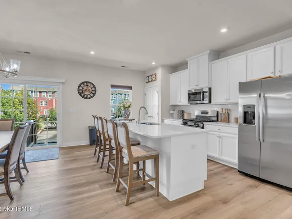 63 American Way, Cliffwood, NJ 07721