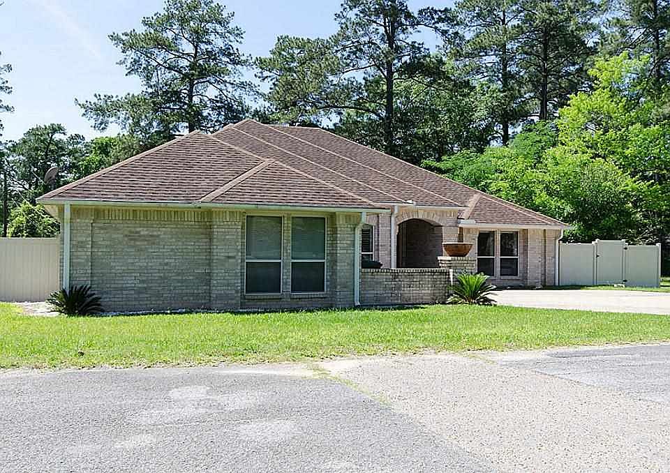1st image of 705 Cherry Ln