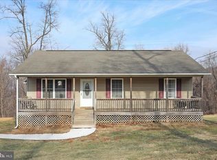 40 Lookout Point Way, Linden, VA 22642