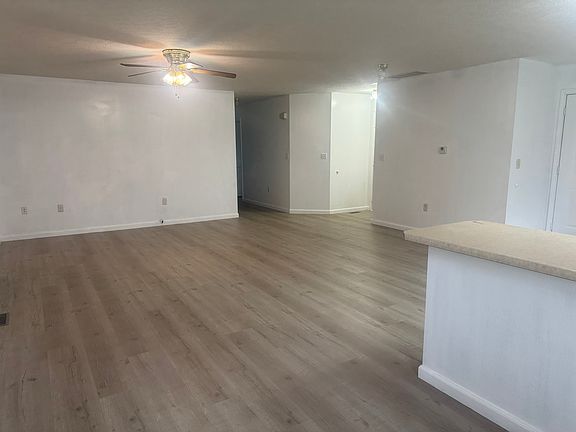 4th image of 1676 W Integrity St