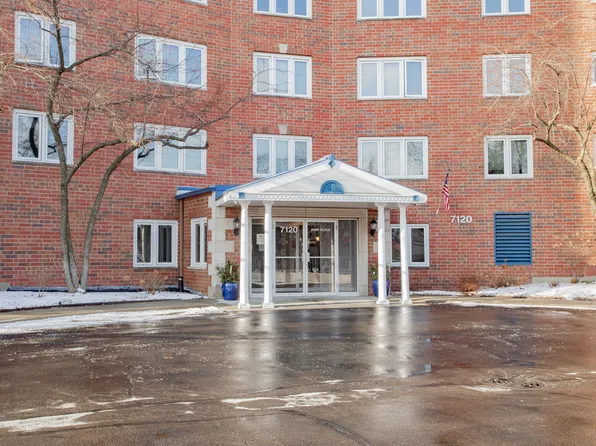 7120 N Milwaukee Ave APT 706, Niles, IL 60714
