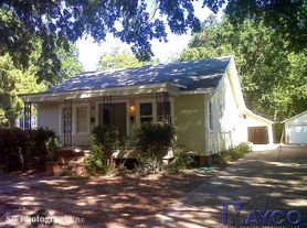 640, 642 Kirby Place, 642