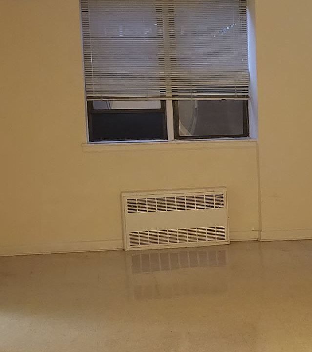 2nd image of 13720 45th Ave APT 1V