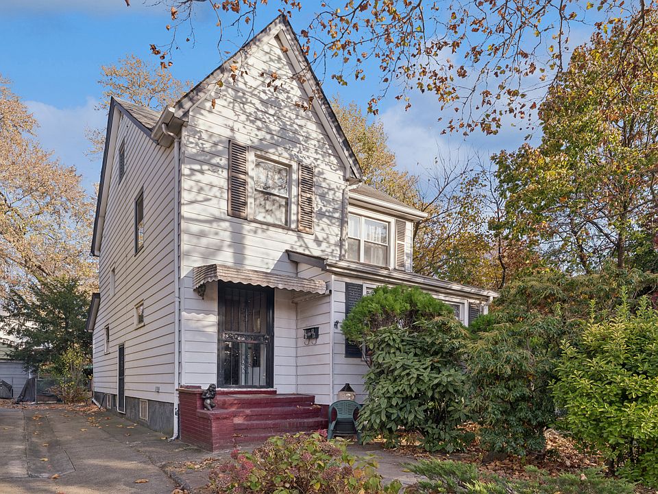 53-15 Clearview Expressway Sr E, Oakland Gardens, NY 11364