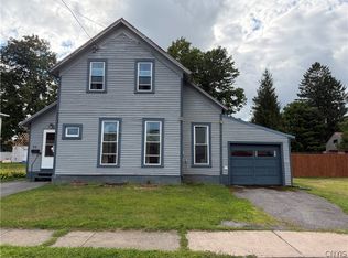 52 3rd St, Camden, NY 13316
