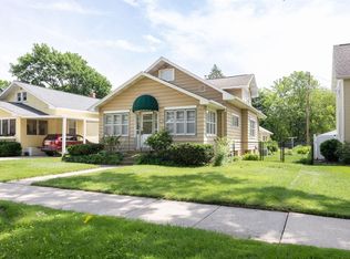 355 21st St S, La Crosse, WI 54601