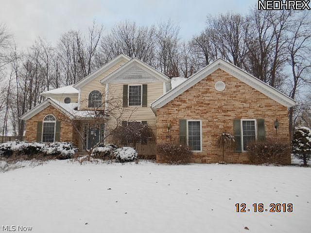 1st image of 961 Chinaberry Cir S