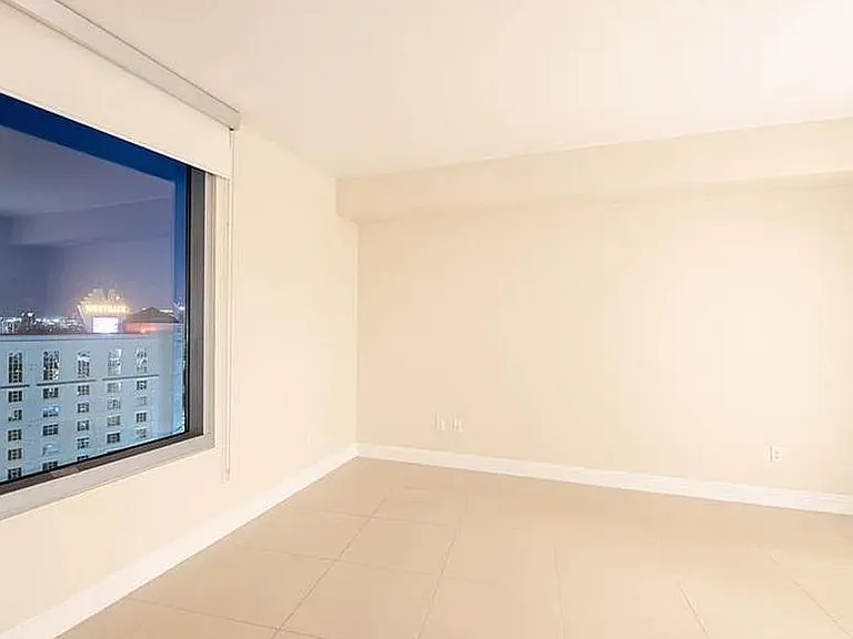 322 Karen Ave #1706 — Photo 12