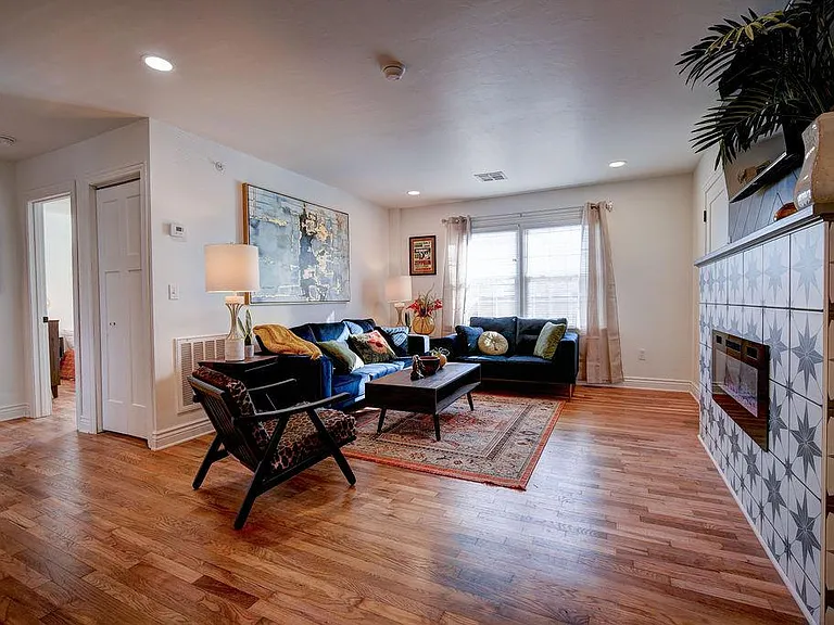 922 Maple Ave #1 — Photo 7