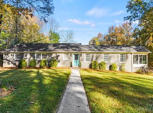 6135 Mallard Dr, Charlotte, NC 28227