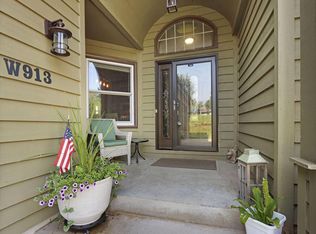 W913 Washington AVENUE, Burlington, WI 53105