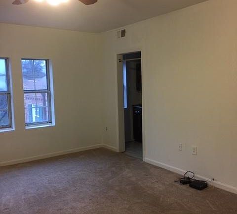 2nd image of 1808 N Queens Ln APT 214