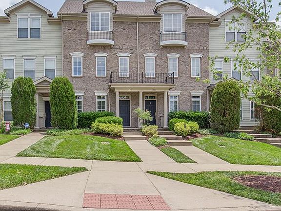 2nd image of 1434 Burnside Dr