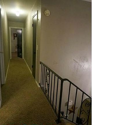 3rd image of 10504 S 200 East Ave