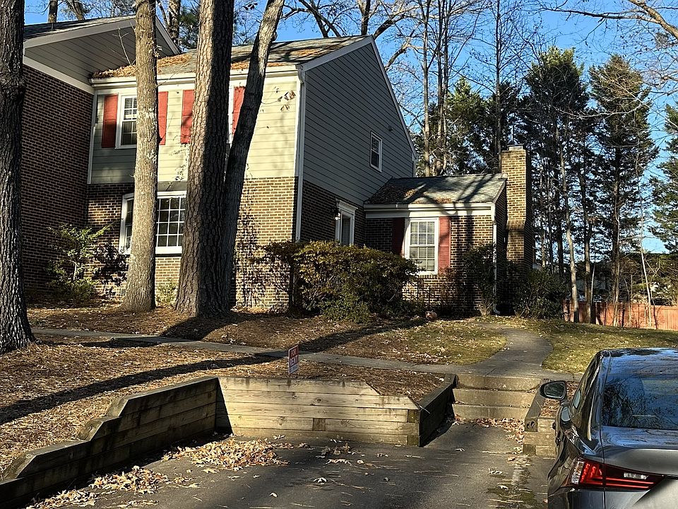 1st image of 1111 Collington Dr