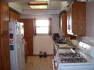 2nd image of 2447 Maryland Pl