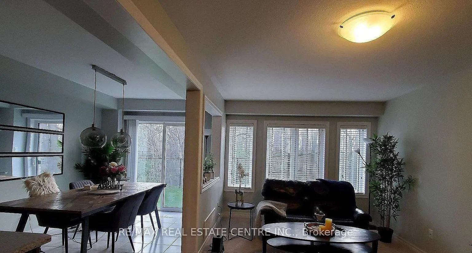 3 bed, $2,700 — Photo 2