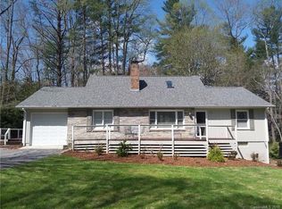 93 Merrill Rd, Fletcher, NC 28732