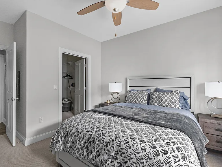 1905 N Water St #102 — Photo 25