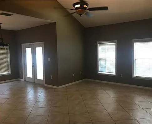 1530 Salem Dr — Photo 13