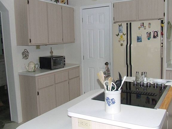 5th image of 521 Stanleys Cay