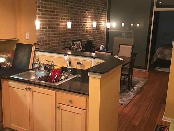 3rd image of 2800 5th Ave #128