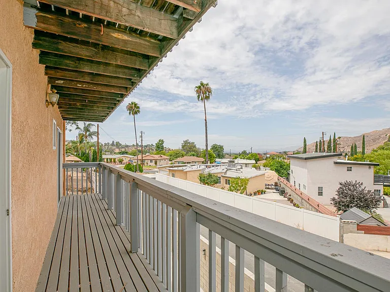 11029 Eldora Ave — Photo 67