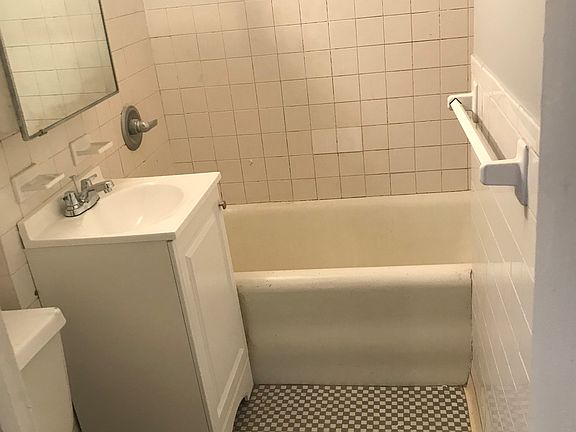 3rd image of 45 Tudor City Pl APT 1616
