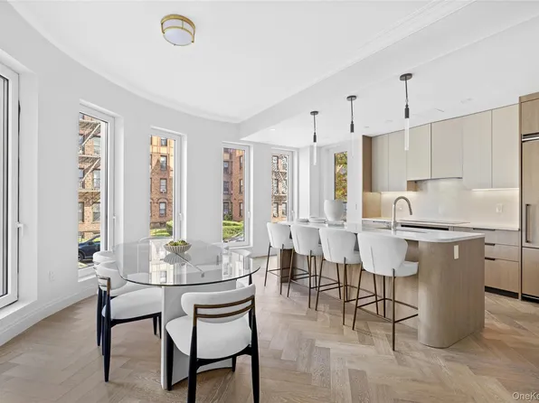 78-29 Austin Street #502, Forest Hills, NY 11375
