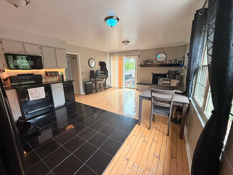 4985-4987 Fuller Dr — Photo 25