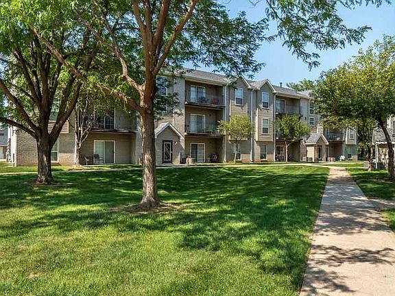 Enjoy the peaceful charm of tree-lined courtyards and well-kept green spacesperfect for a morning walk, an afternoon read, or just relaxing right outside your front door.