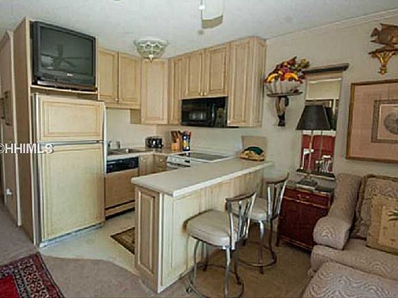 2nd image of 23 S Forest Beach Dr APT 313