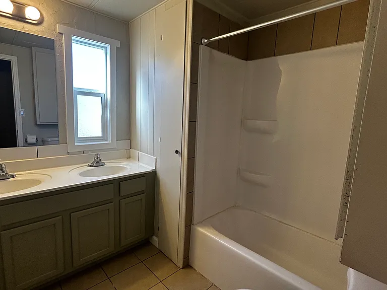 1120 N Justice Dr #13 — Photo 15