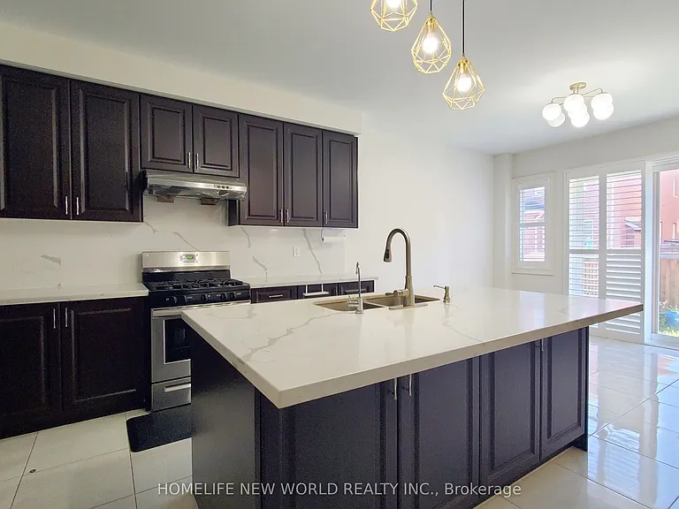 28 Fallharvest Way — Photo 9