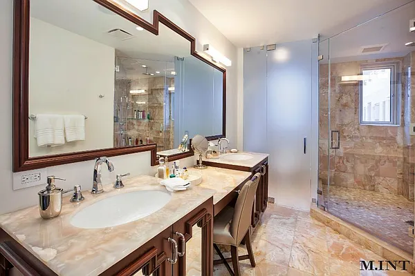 Sold by MEIER | media 6