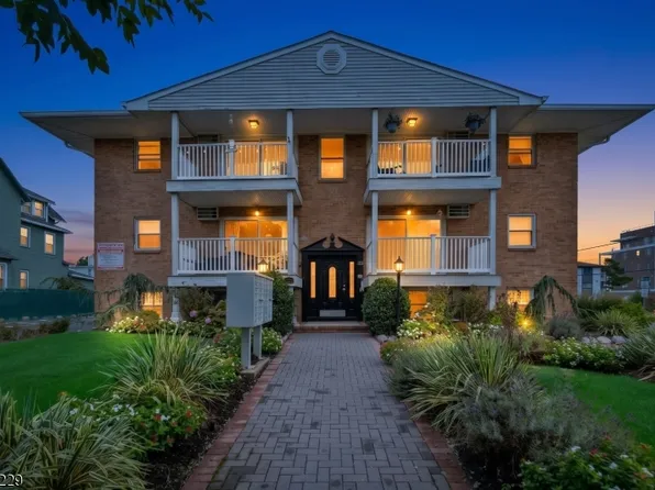 301 6th Ave, Asbury Park City, NJ 07712