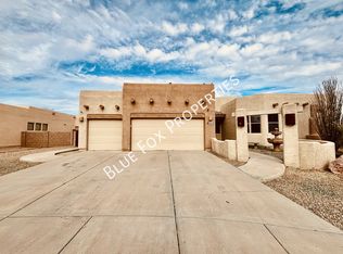 7910 W Little Eagle Ct, Tucson, AZ 85757