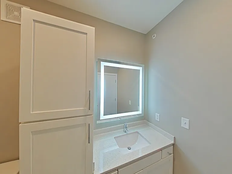 Allure Apartments — Photo 105