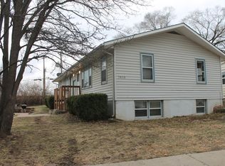 1513 W 22nd Ter #A, Lawrence, KS 66046
