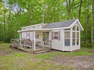 560 Taylor Rd, Confluence, PA 15424