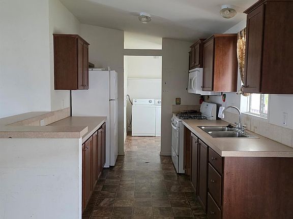 5th image of 3901 Lake Rd Space 29